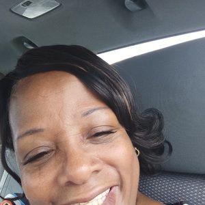 Meet your Posher, Annie